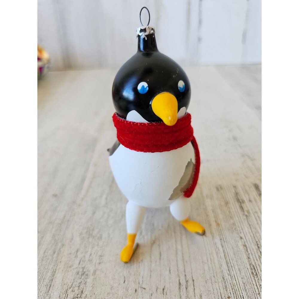 vintage Decarlini Penguin Italian glass ornament AS IS skating skater Xmas tree